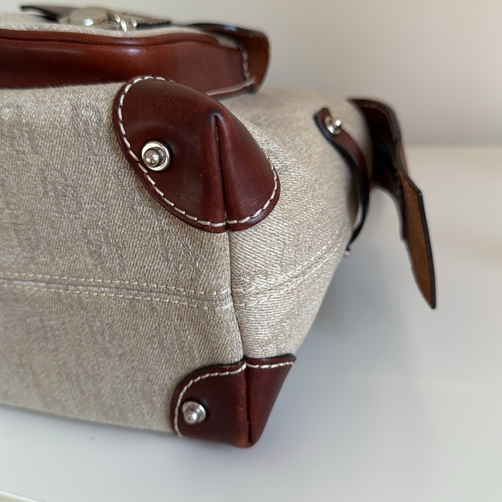 Dooney & Bourke Signature Anniversary Pocket Tote Saddle Brown Leather Handbag - Picture 12 of 16